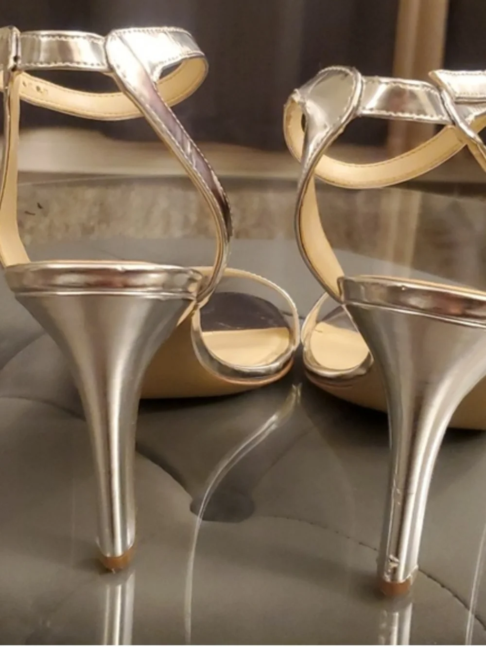 Nine West reposhing this